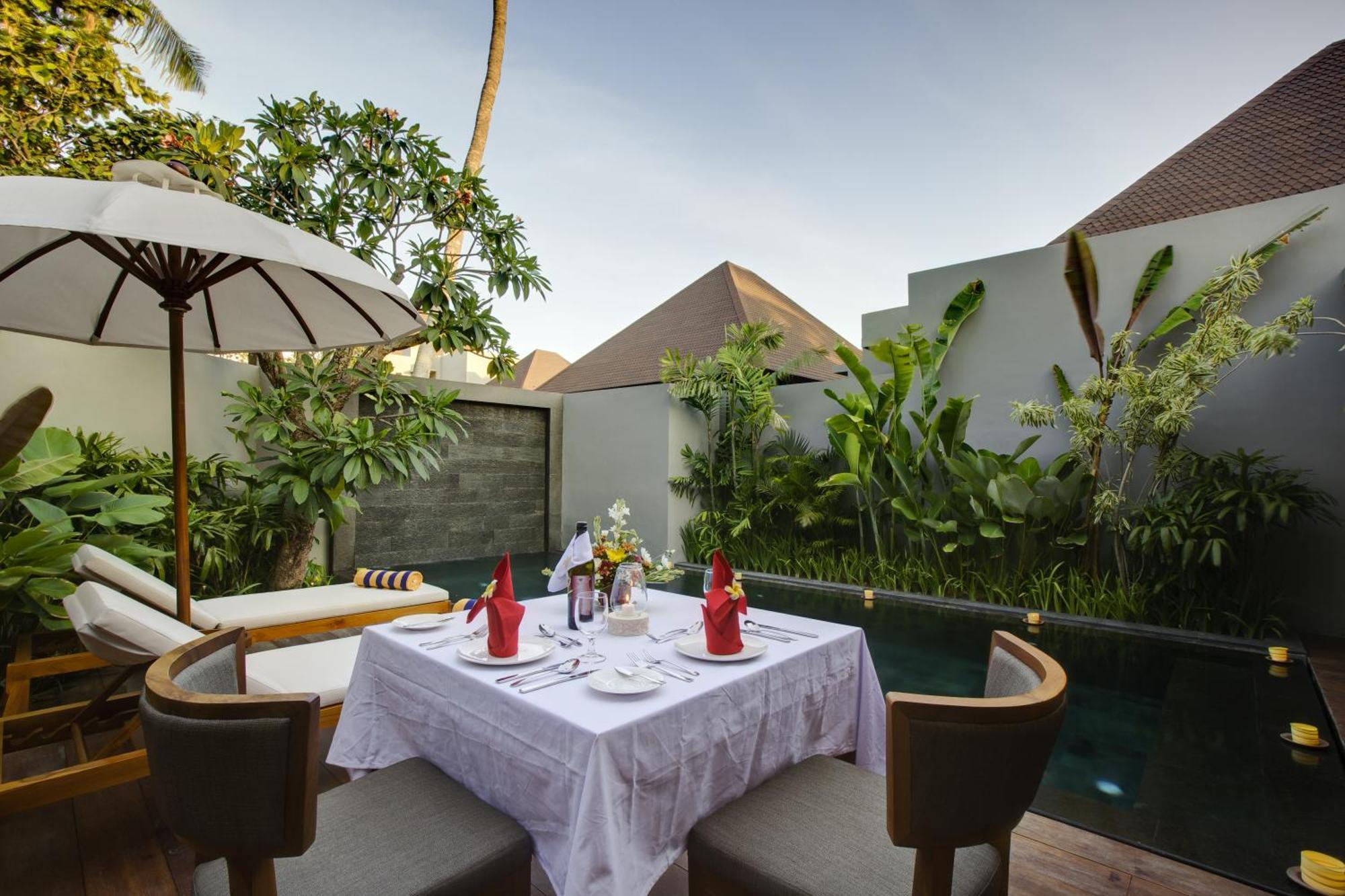 Koenokoeni Villa Seminyak Restaurant photo